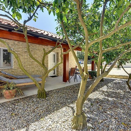 Nur 250 Meter Vom Strand Mit Salzwasserpool PUY Exterior foto
